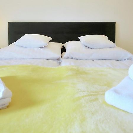 Onholiday Apartamenty Baltycka 科沃布热格 外观 照片